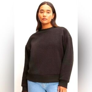 Everlane Women's Black Fleece Sweater